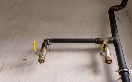 Check Gas Fittings Leaks